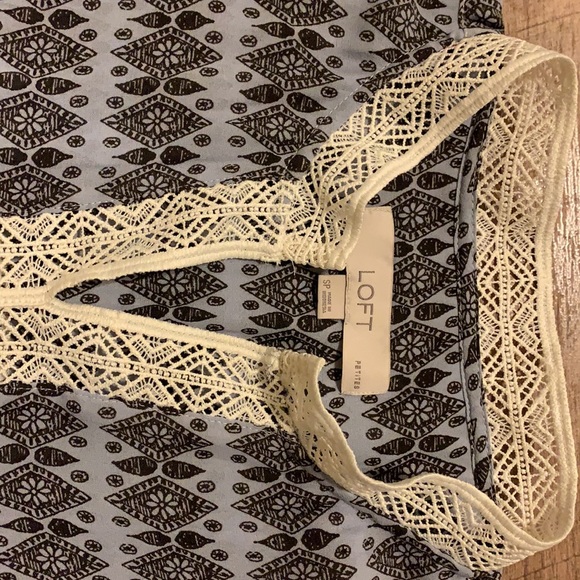 Floral blouse - Picture 5 of 5